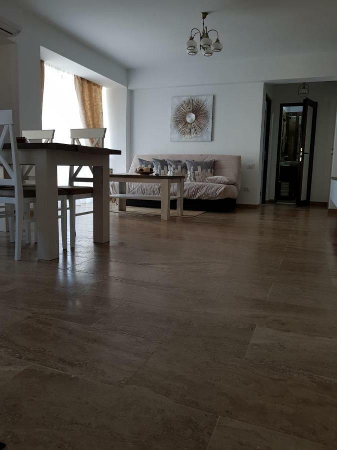 Apartament 2 Camere Ultracentral Ramnicu Valcea Exterior foto